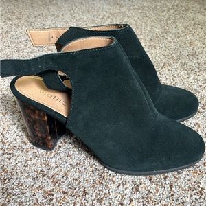 Vionic Women's Perk Lacey Ankle Strap Bootie size 9